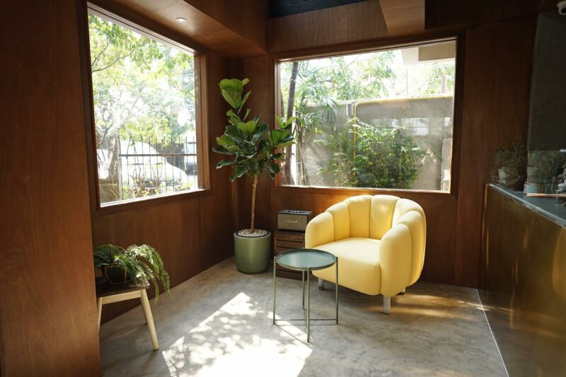 ในร้านคาเฟ่ราชพฤกษ์