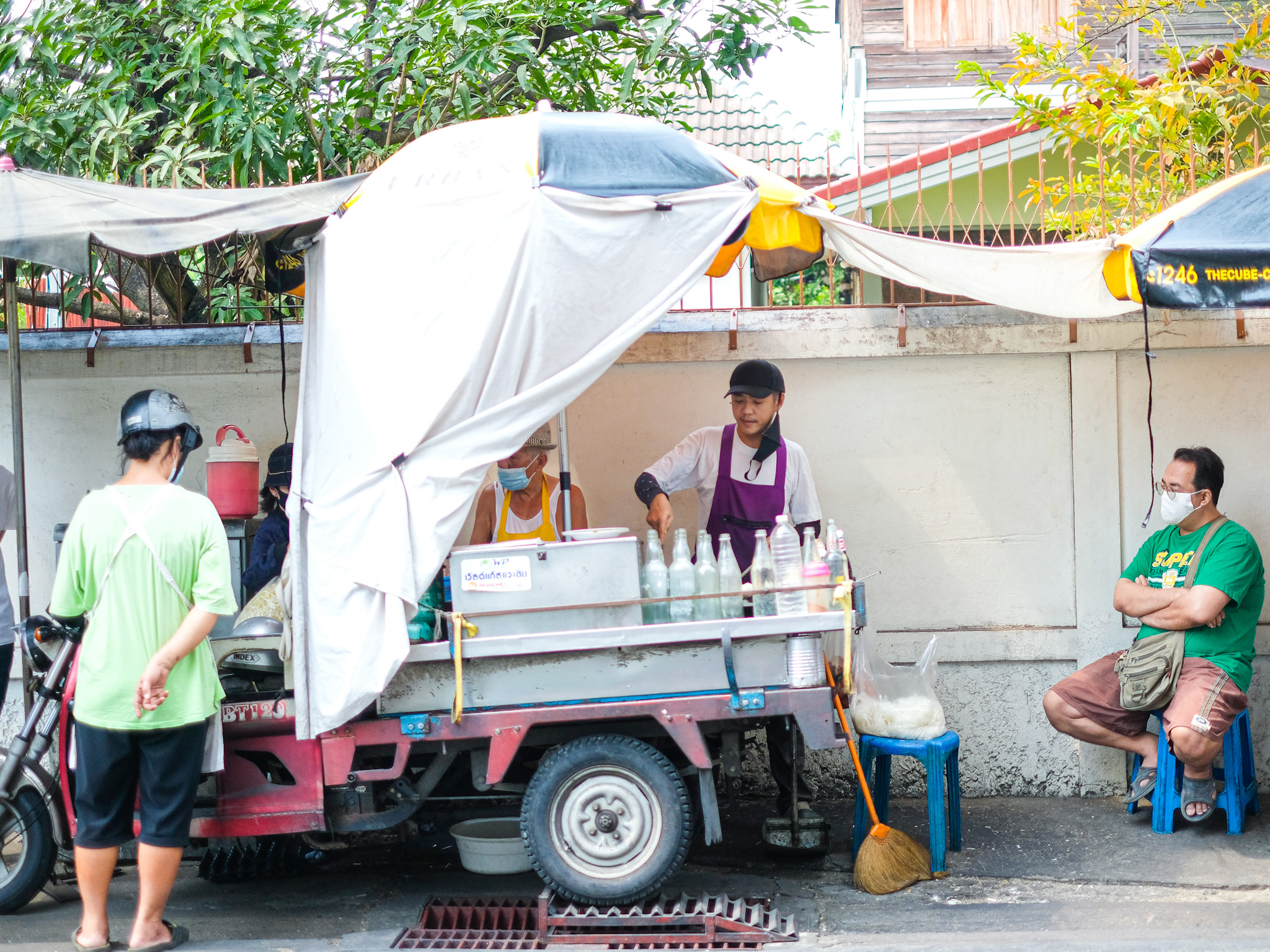 อาชวนขนมผักกาด